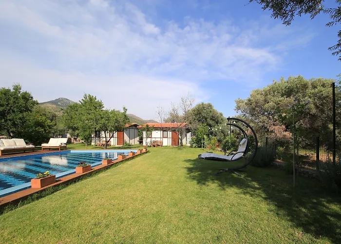 Bal Badem Bed & Breakfast