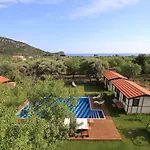Bal Badem Bed & Breakfast *